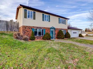 404 Short St, Dale, IN 47523