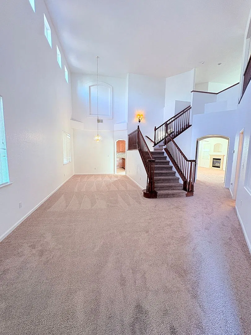 80 Spinel Cir - Sacramento 95835 — Photo 3