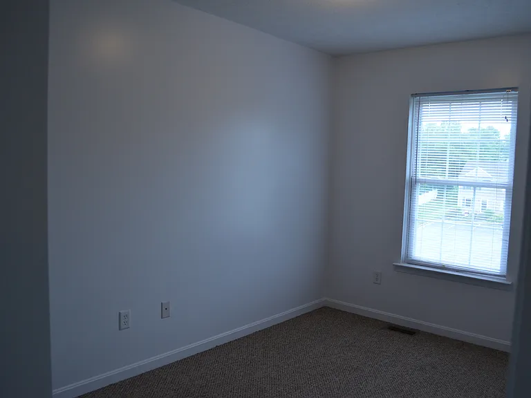 171 Sandy Ln — Photo 8