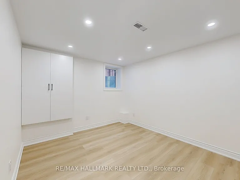 534 Coronation Rd #BASEMENT — Photo 25