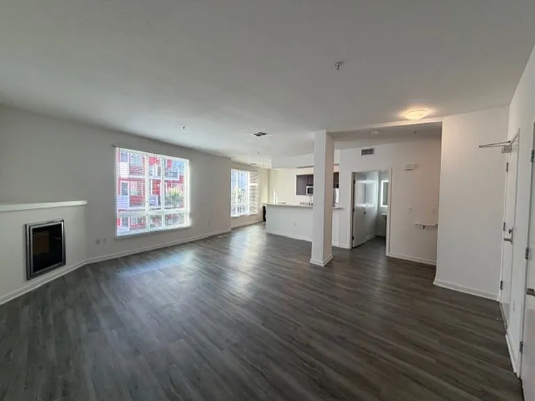 Canvas LA — Photo 160