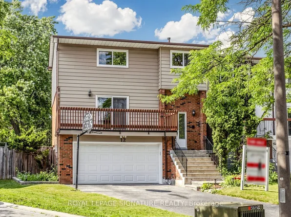 12 Linton Ct, Markham, ON L3T 5M9