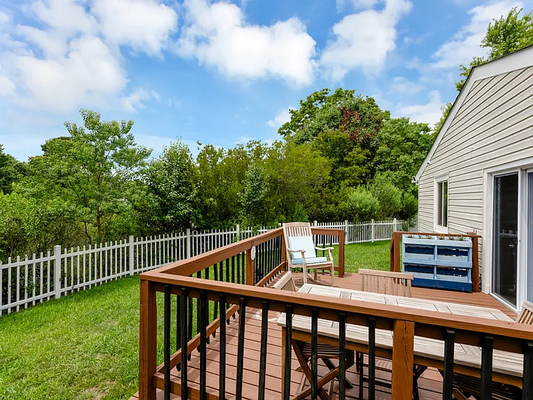932 Fern Ridge Rd — Photo 30