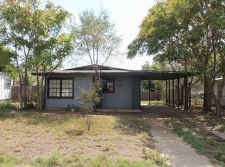 975 E 14th St, Colorado City, TX 79512