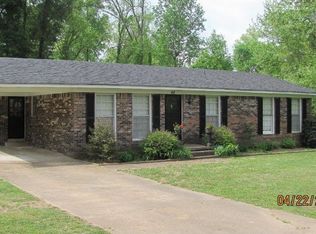 42 Rose Hill Dr, Jackson, TN 38301