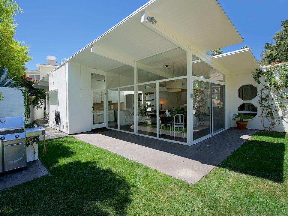 1st image of 2220 Beverly Glen Pl
