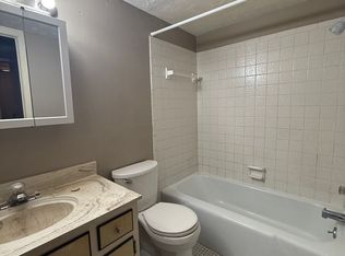 7810 Blondo St #206, Omaha, NE 68134