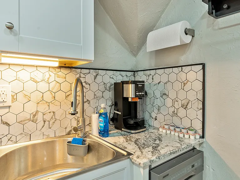 271 E St #3 — Photo 11