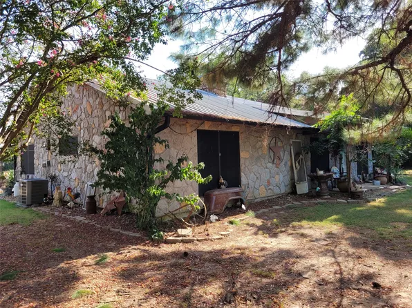 10510 U S Highway 82 #E, Blossom, TX 75416