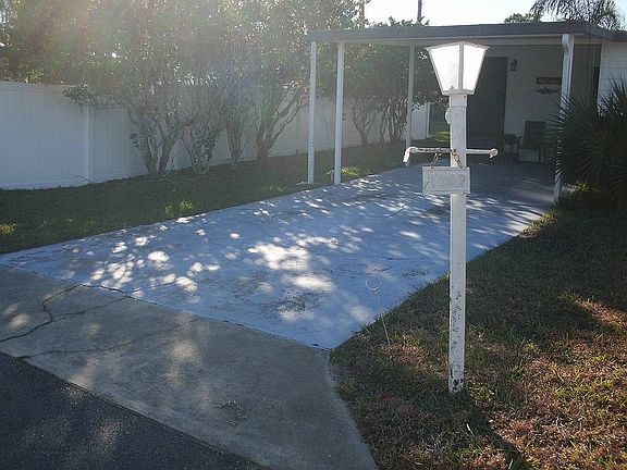 2nd image of 2302 Las Fuentes Dr
