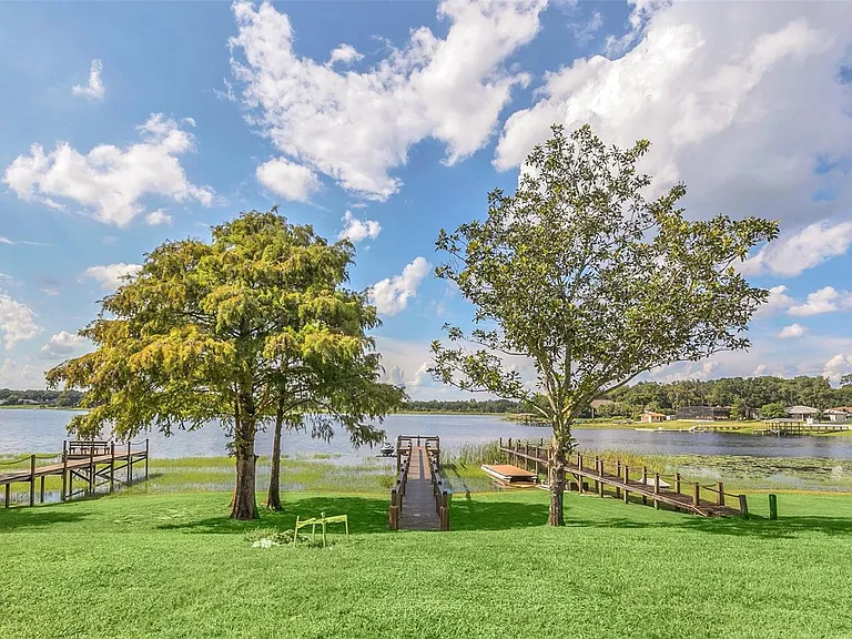 7221 Bay Club Way — Photo 31