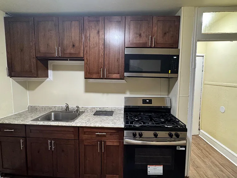 1121 N 41st St #3 — Photo 7