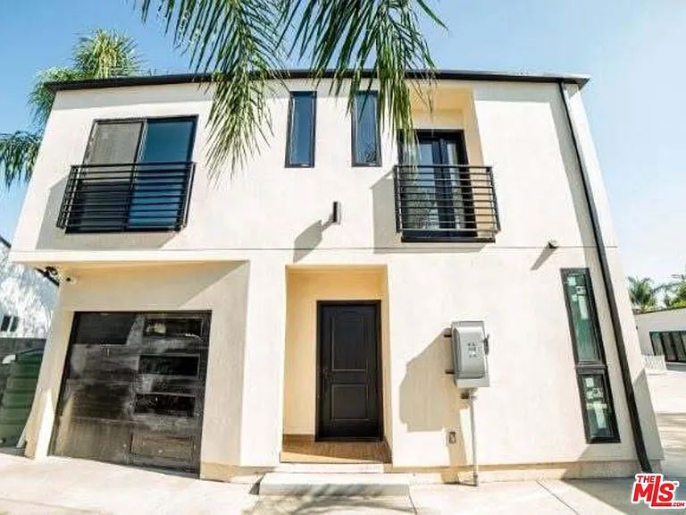 9904 Laurel Canyon Blvd — Photo 17