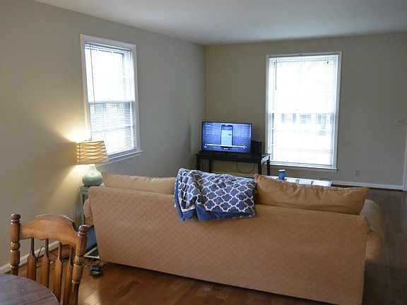 5th image of 2130A Sharondale Dr