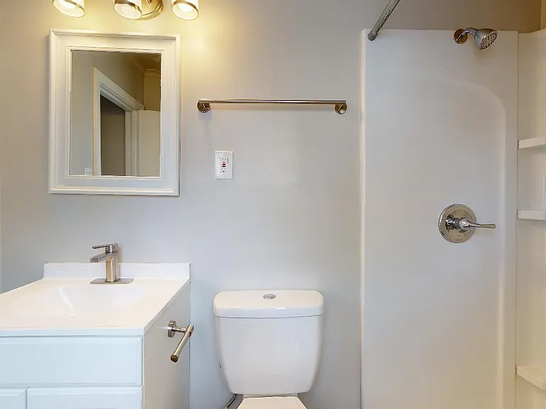 4515 Junius St — Photo 16
