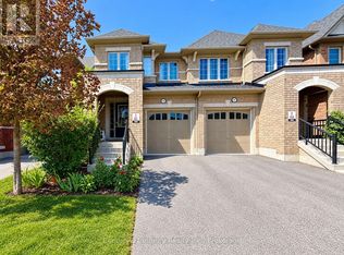 2339 Dress Circle Cres, Oshawa, ON L1L 0L8
