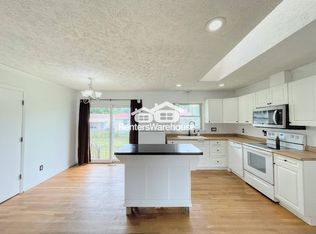 800 Catalina Dr, Newport News, VA 23608