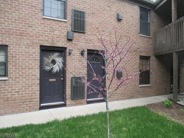 181 Long Hill Rd #9-4-4, Little Falls, NJ 07424
