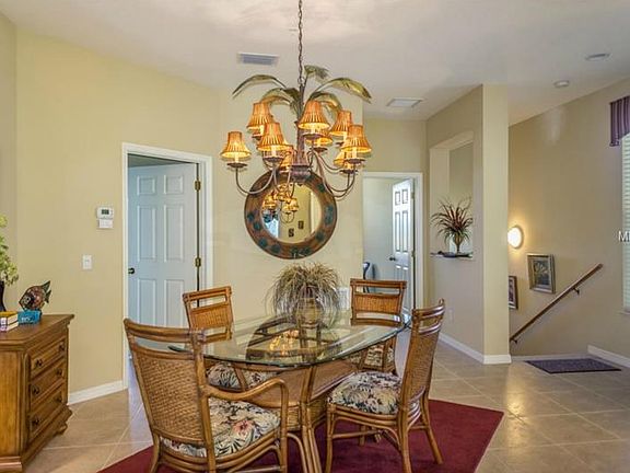 3rd image of 780 Montrose Dr Unit 204