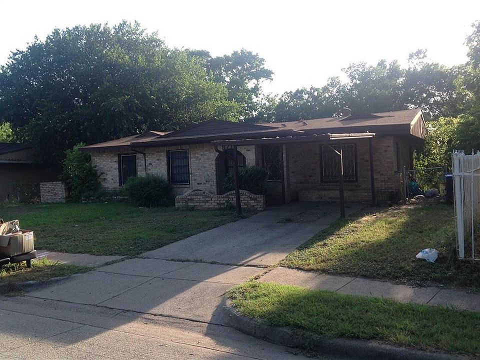1st image of 3712 S Hughes Ave