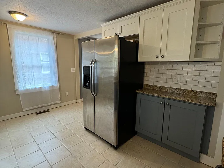 122 Raleigh Way — Photo 6