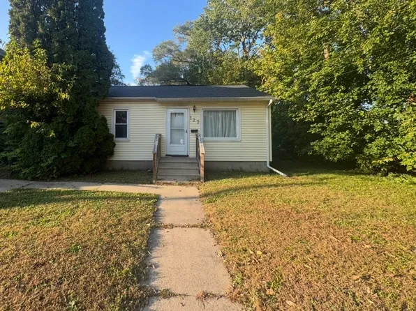 127 Quincy St, Waterloo, IA 50703