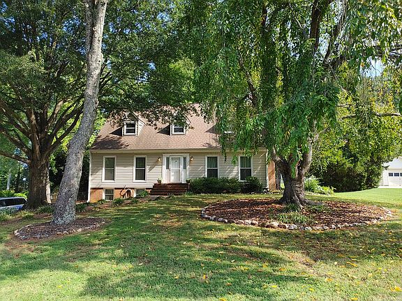 2nd image of 1009 Branchwood Dr