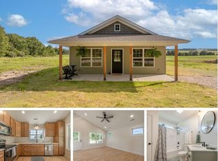 144 High St, Truxton, MO 63381