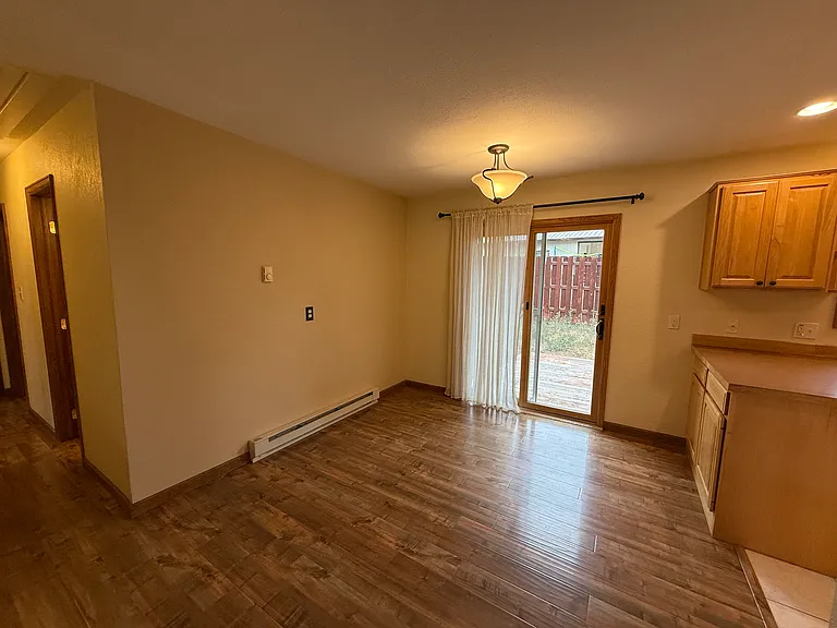 409 Clover Cir — Photo 20