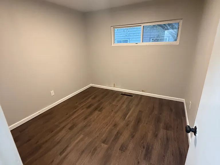 2282 Dawnlight Ave — Photo 11