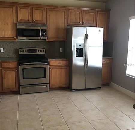 4th image of 132 McLeods Way