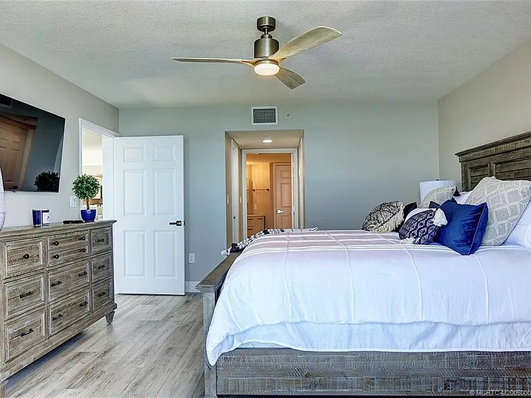 3880 N Highway A1A #905 — Photo 24