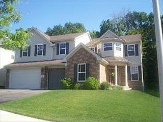 1st image of 875 Forest Glen Ct