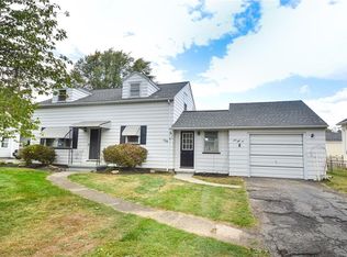 156 Laura Dr, Rochester, NY 14626