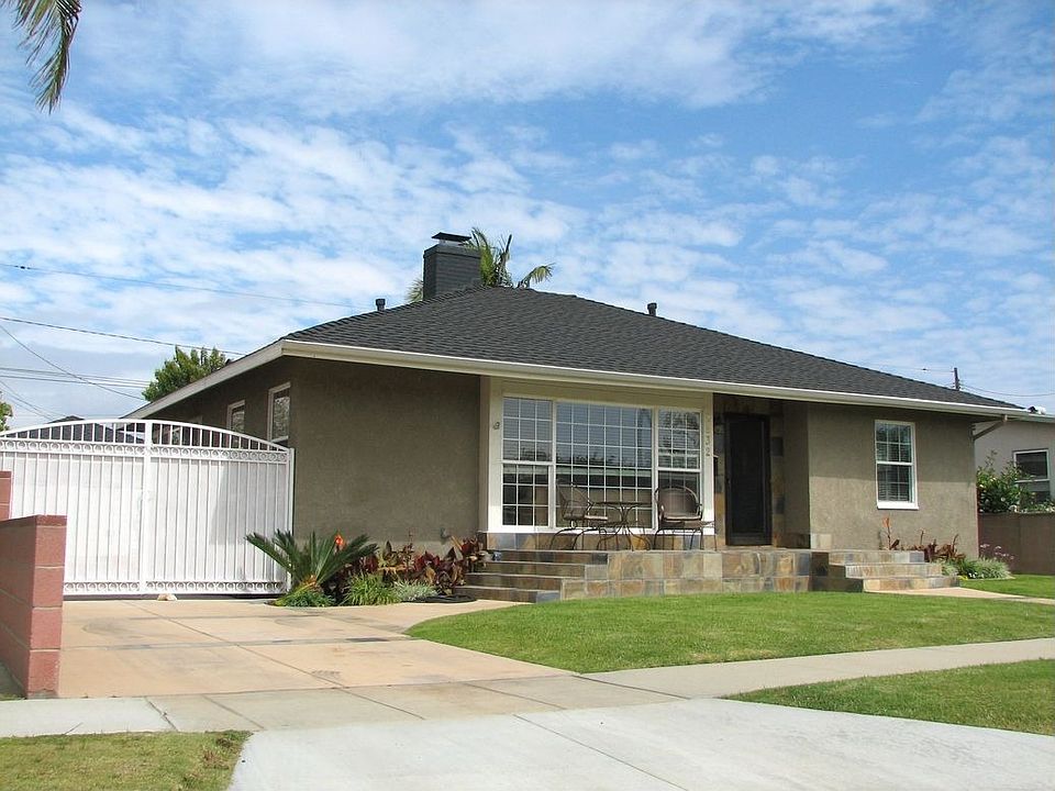 Gorgeous Home, Nicely Upgraded!