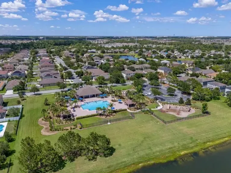 12313 Turtle Grass Dr — Photo 26