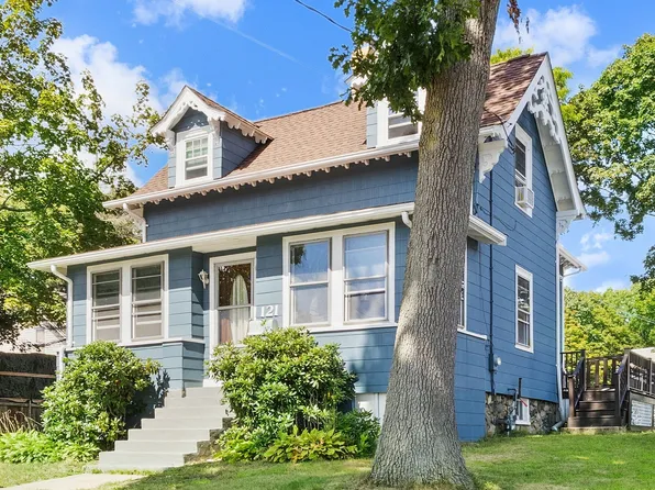121 Bridge St, Beverly, MA 01915