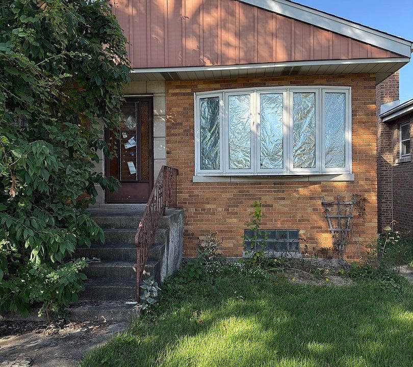 1st image of 4438 S Kedvale Ave