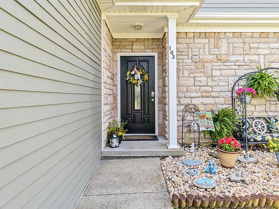 4th image of 103 Villa Dr