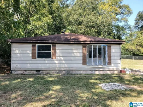 4724 Huntsville Ave, Bessemer, AL 35020