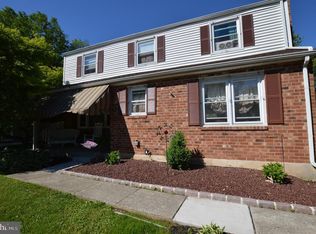 725 Springdell Rd, King Of Prussia, PA 19406