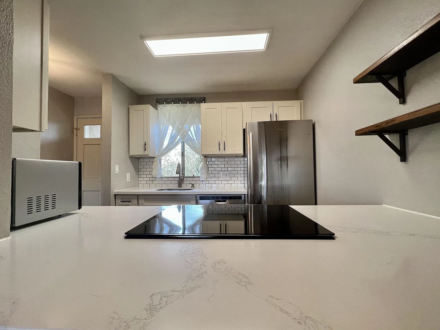 140 Uwapo Road Unit 55-203 - 1 — Photo 3