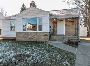 6903 Theota Ave, Parma, OH 44129
