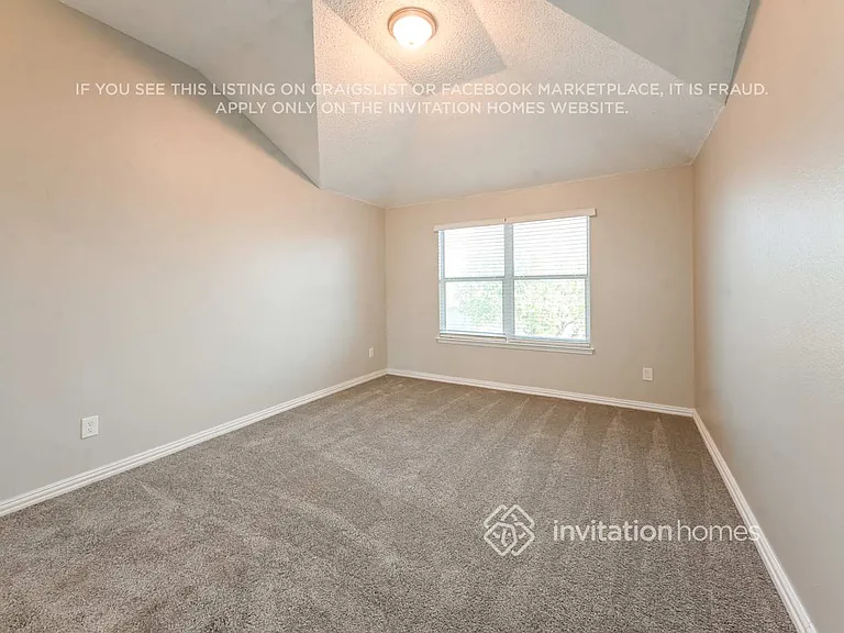 4906 Autumn Hl — Photo 11