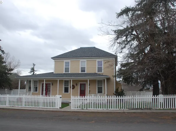 312 W Gilliam St, Condon, OR 97823