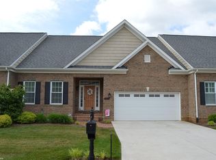 8510 Whistling Straits Dr, Radford, VA 24141