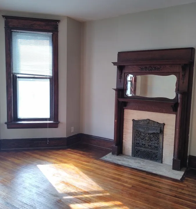 606 W 3rd St #6C