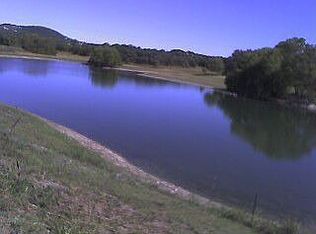 276 Panther Hollow Dr, Bandera, TX 78003