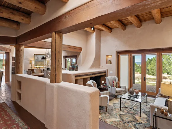 15 Sunflower Dr, Santa Fe, NM 87506