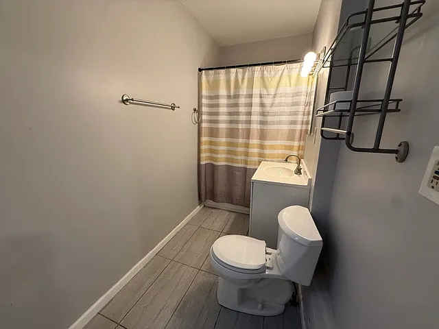 3143 Portis Ave #1F — Photo 7